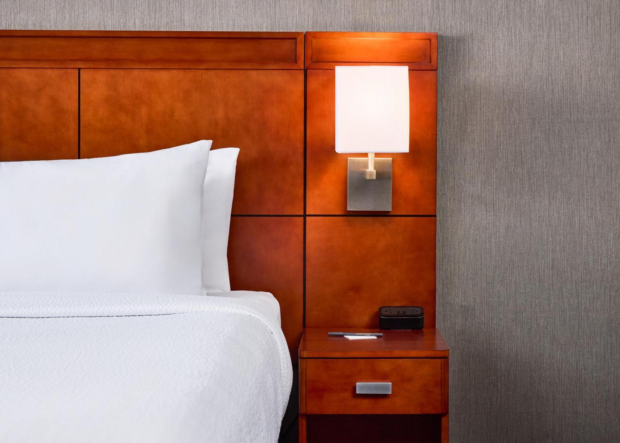 Courtyard By Marriott Fort Collins Buitenkant foto