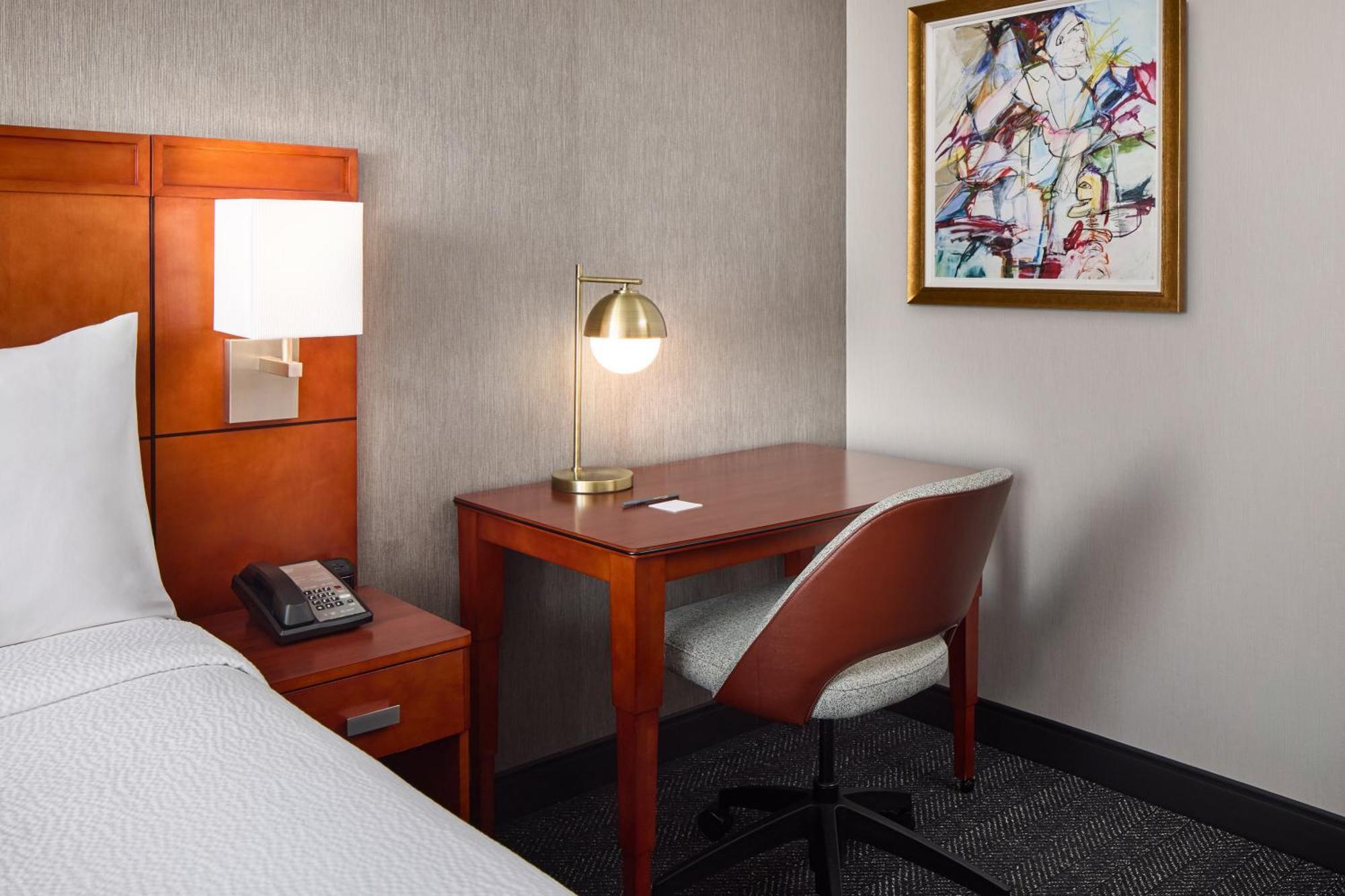 Courtyard By Marriott Fort Collins Buitenkant foto