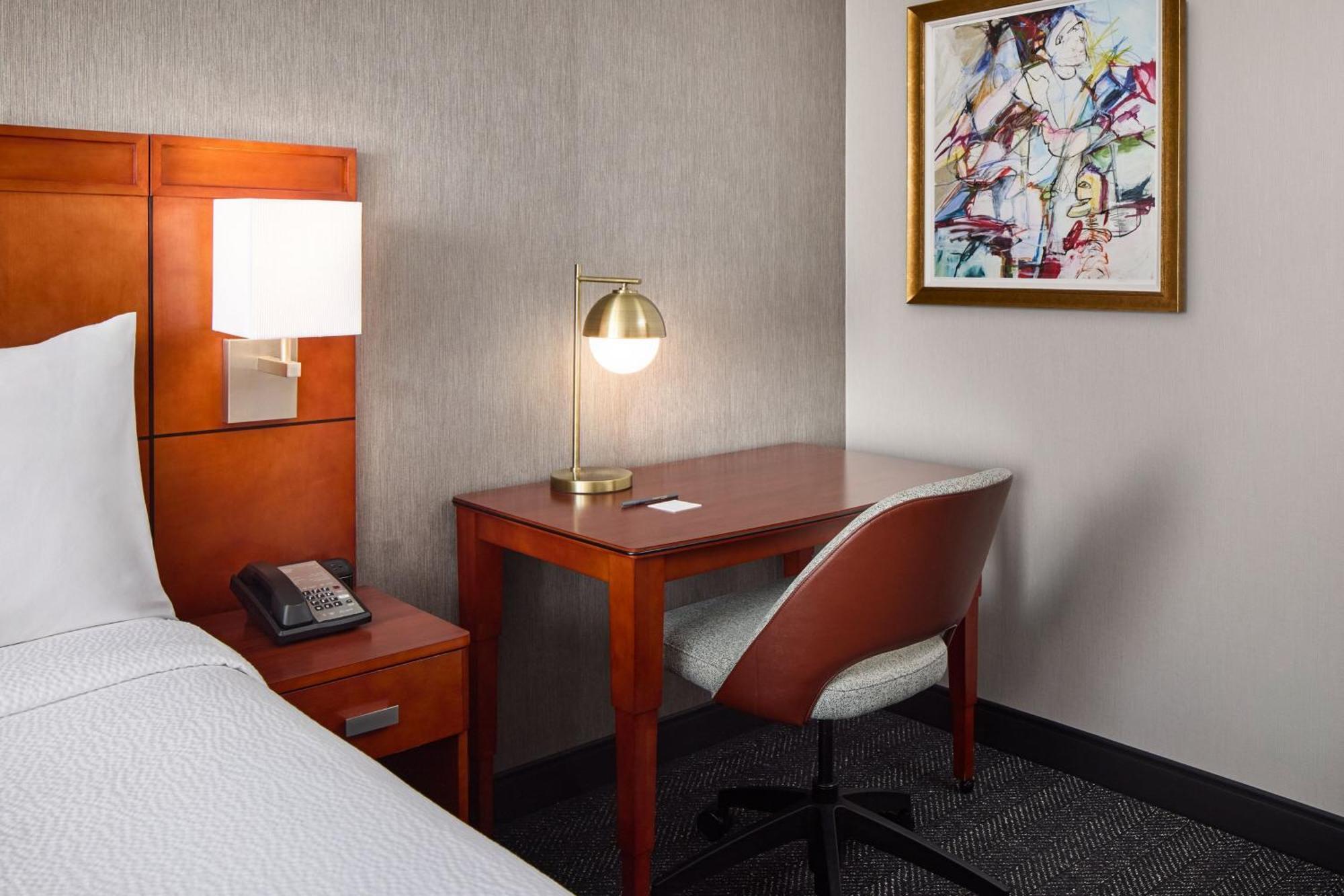 Courtyard By Marriott Fort Collins Buitenkant foto