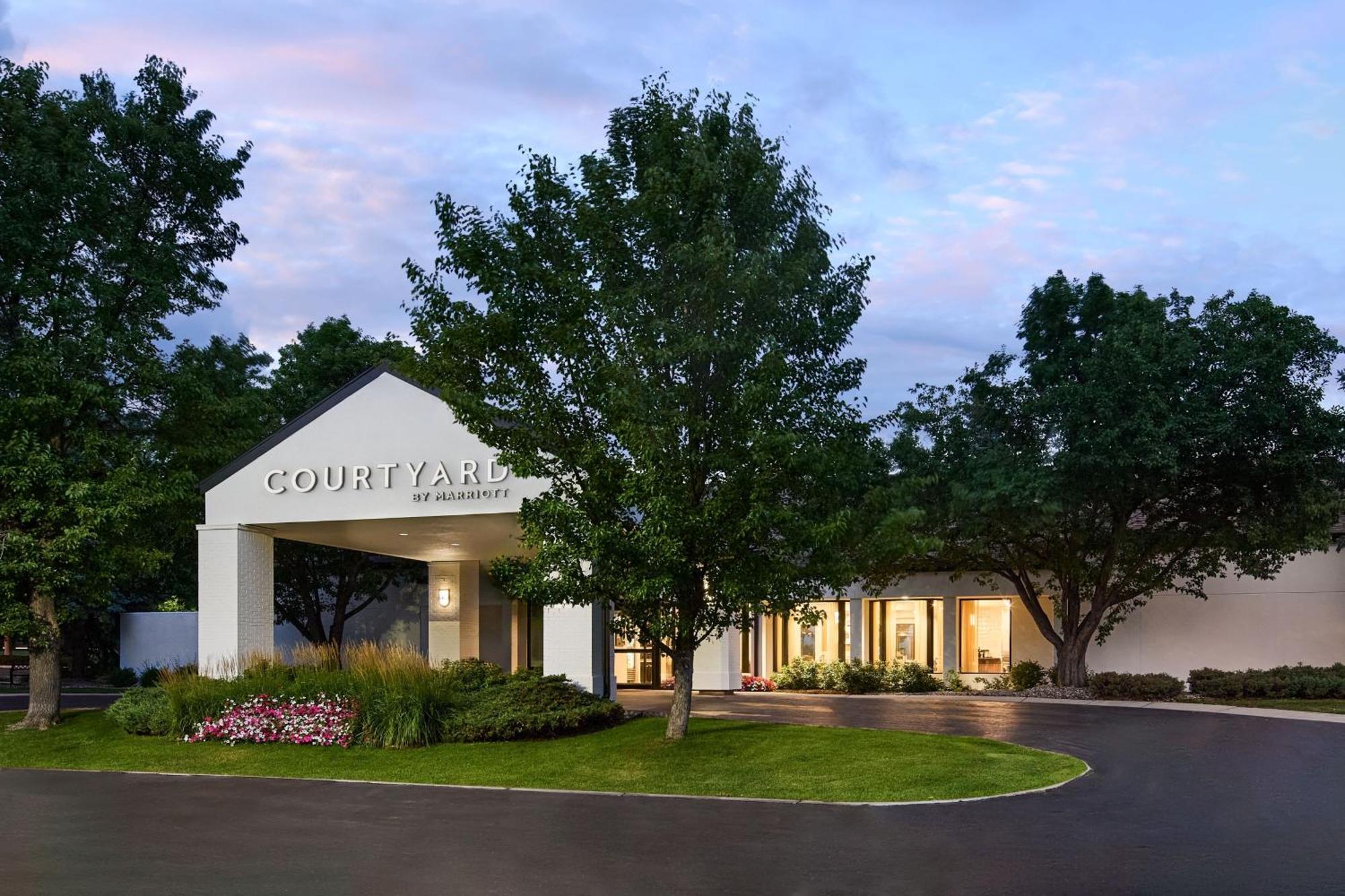 Courtyard By Marriott Fort Collins Buitenkant foto